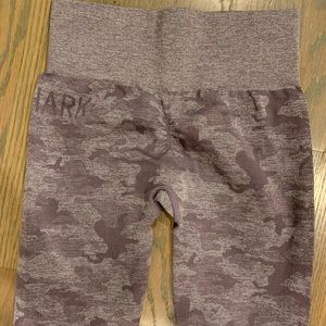 Gymshark Purple Camo XS